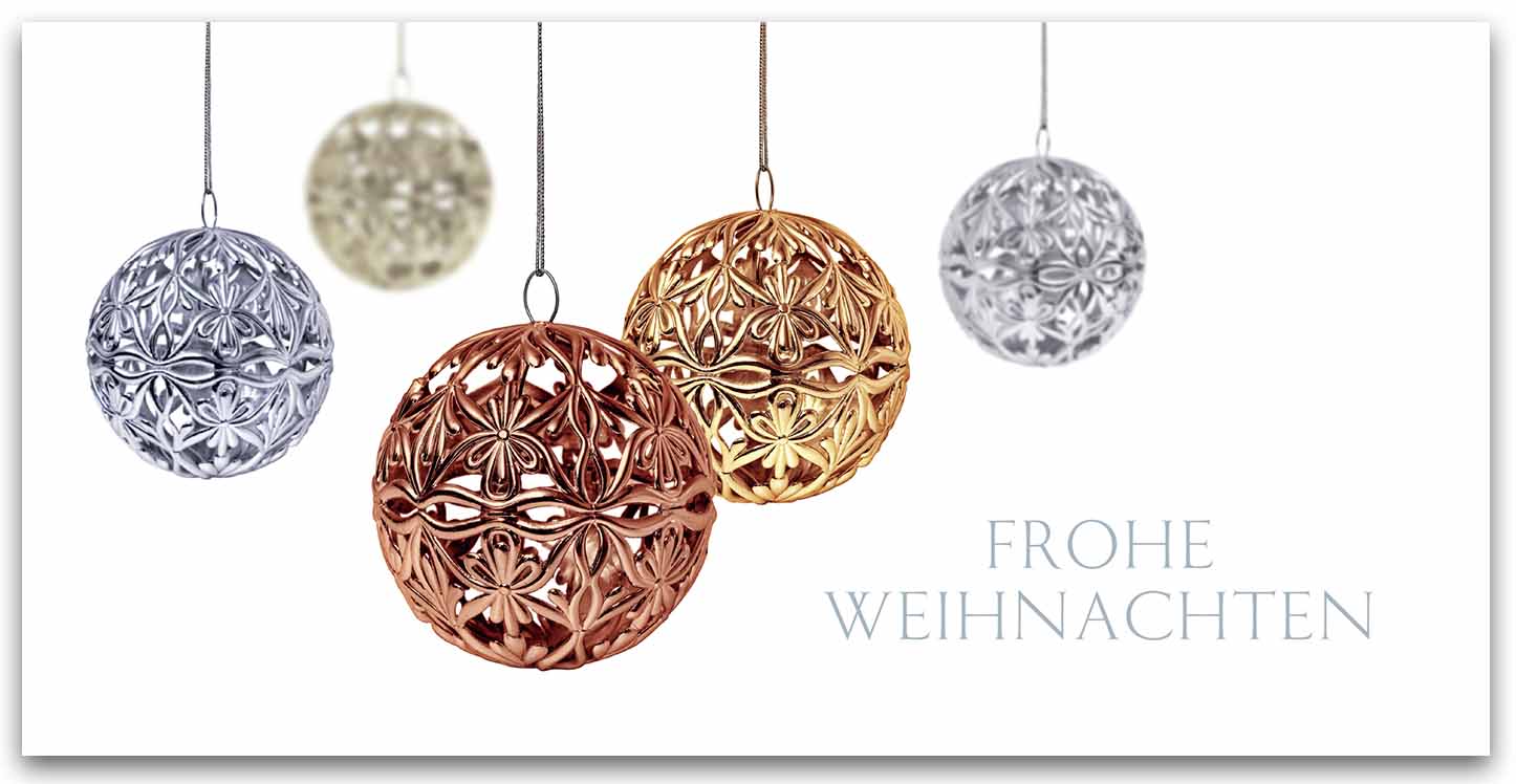 Weiße Weihnachtskarte mit ornamentverzierten Christbaumkugeln und Weihnachtsgruß