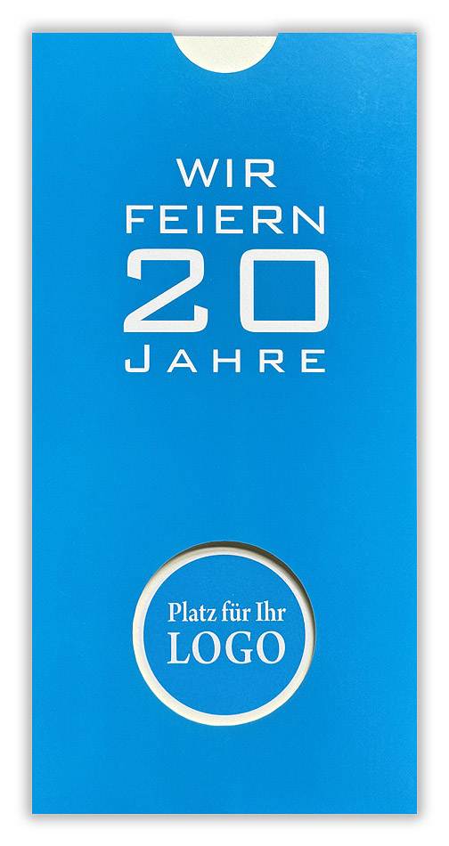 Einladungskarte für Firmenjubiläum (Beispiel 20 Jahre) Einstecktasche in blau mit blauem Logo auf der