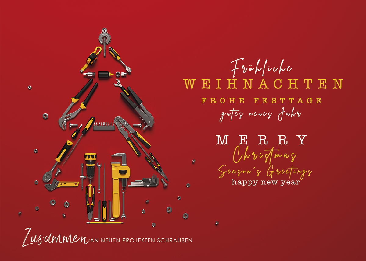 Originelle Weihnachtskarte mit einem Baum aus Werkzeugen und deutsch-englischem Gruß