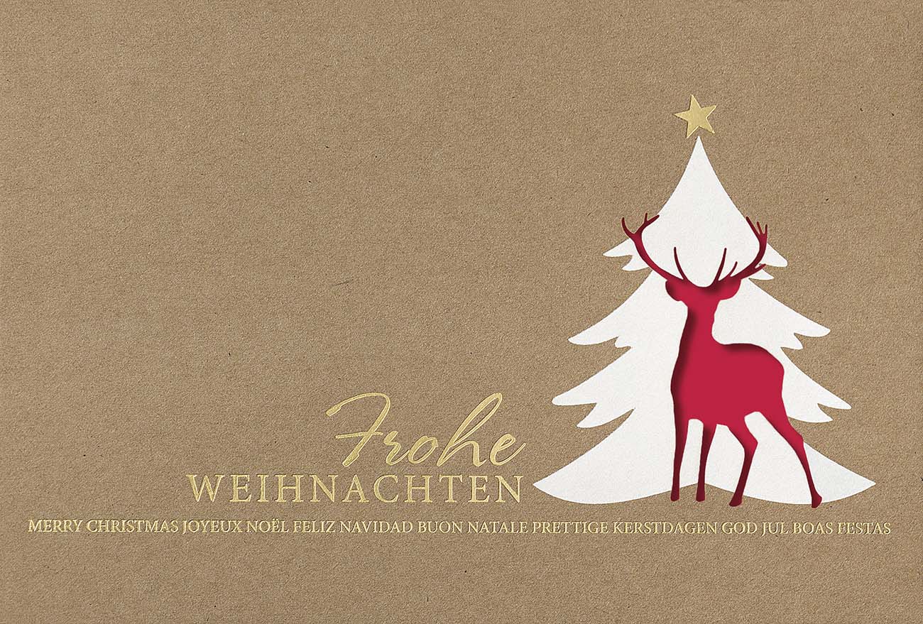 Naturbraune Stanz-Weihnachtskarte mit internationalen Weihnachtsgrüßen und rotem Einleger