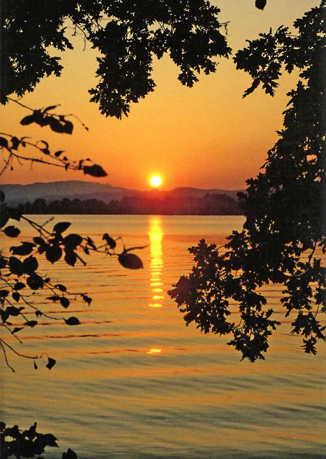 Trauer Erinnerungsbildchen / Sterbebilder Klappkärtchen "Sonnenuntergang im See" für die Trauerfeier