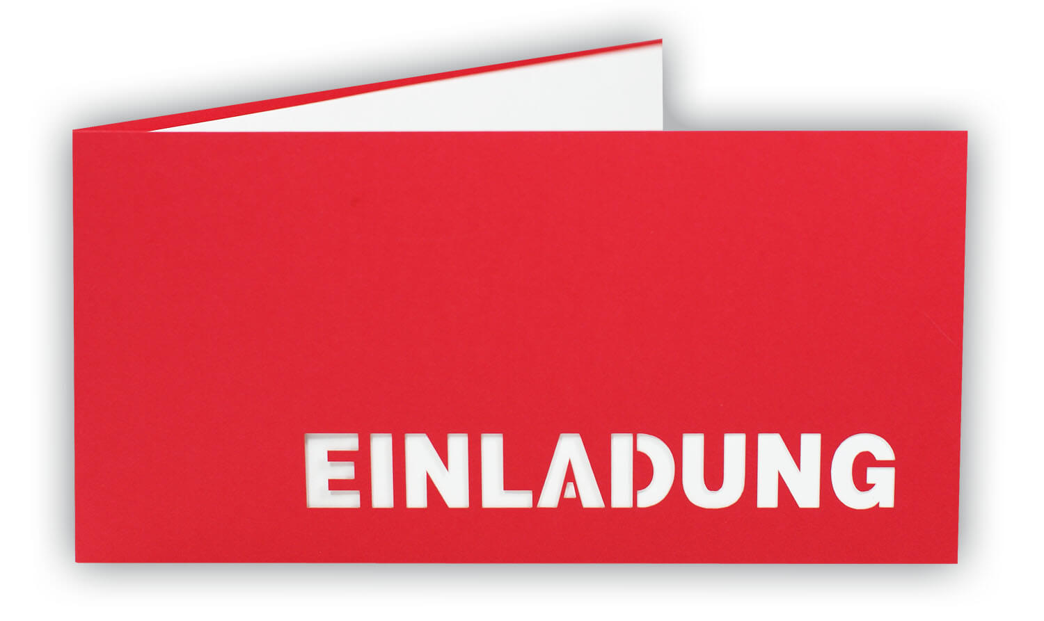 Rote Einladungskarte DIN lang mit ausgestanztem Schriftzug "Einladung" und weißem Einlegeblatt