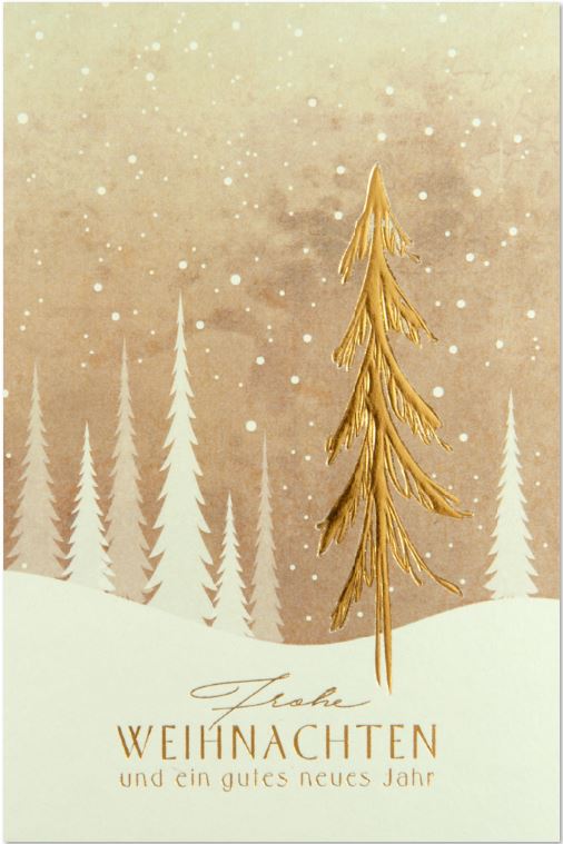 Cremefarbene Weihnachtskarte mit Tannenwald im Schnee mit edler Goldfolienprägung