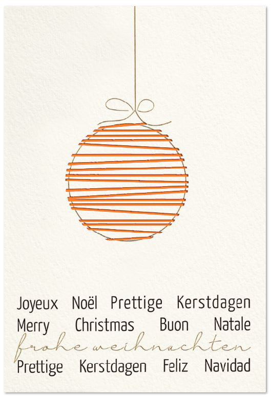 Internationale Weihnachtskarte in weiß mit hängender Kugel und Einlegeblatt in orange