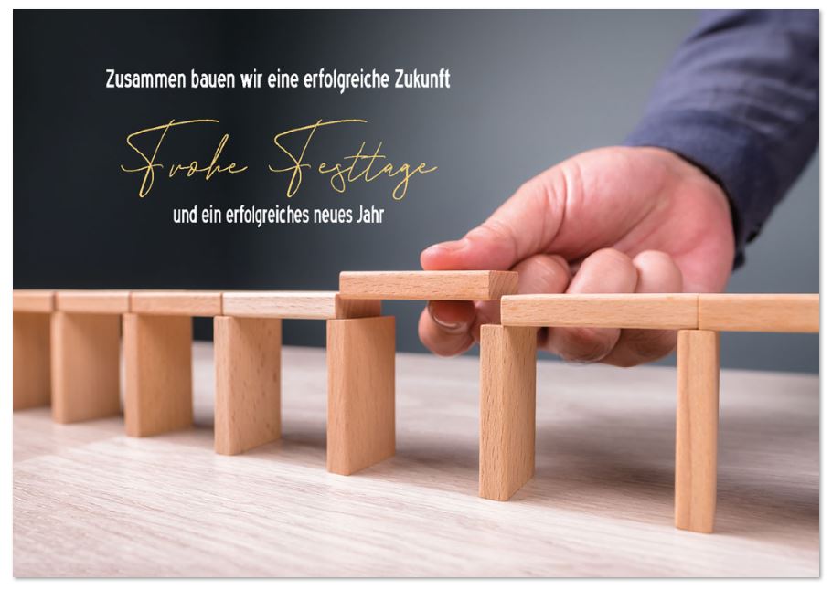 Business-Weihnachtskarte für Architekten, Bauunternehmen mit Brücke aus Holzklötzen, passender Botschaft und Weihnachtsgruß