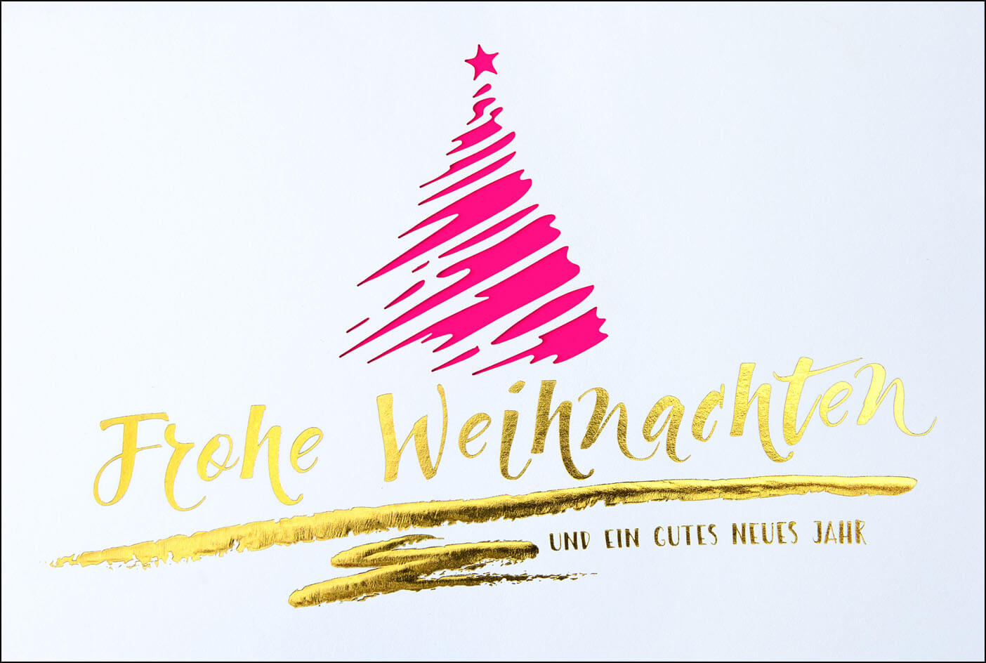 Weihnachtskarte mit Weihnachtsbaum und Schriftzug in Gold - Einleger magenta