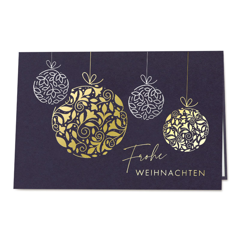 Dunkelblaue Weihnachtskarte mit goldenen und silbernen Weihnachtskugeln sowie "Frohe Weihnachten"