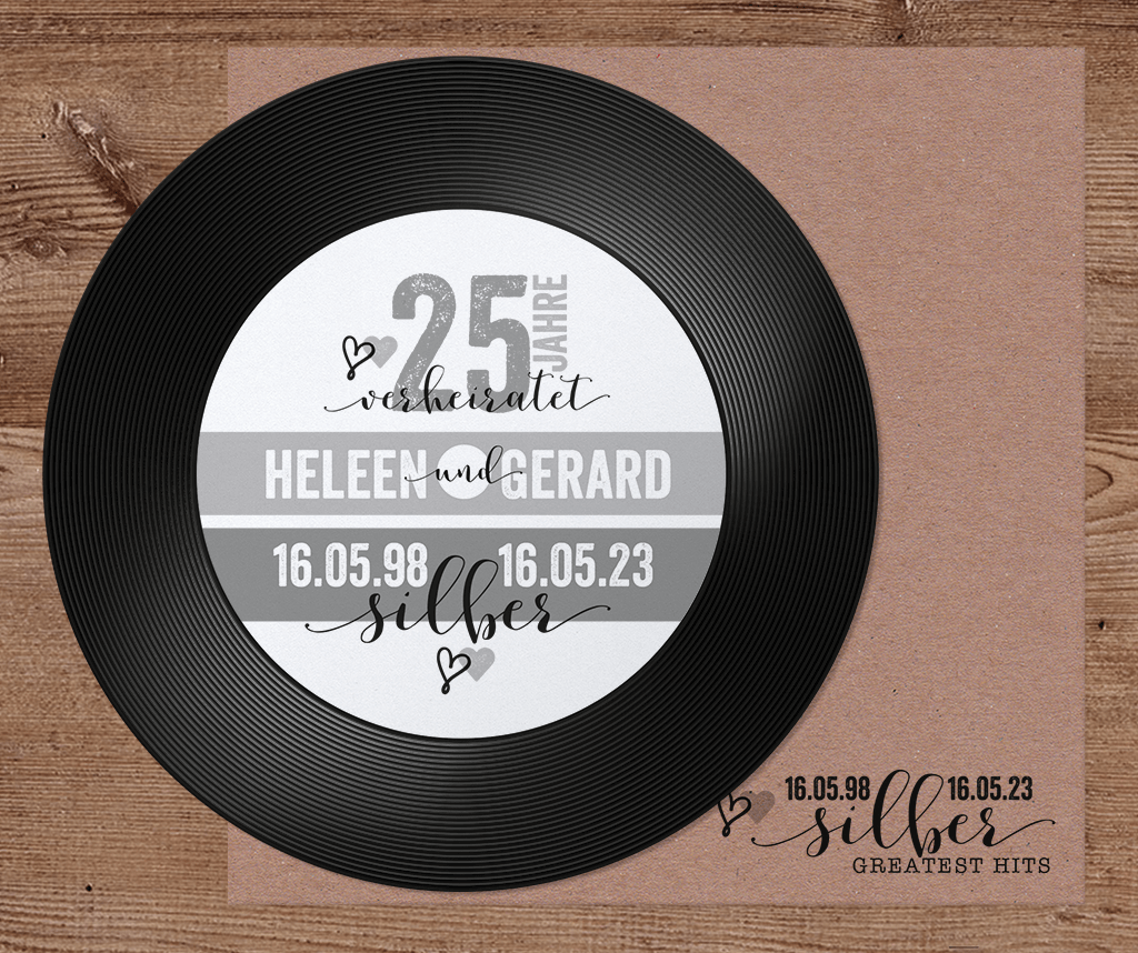 Beispielgestaltung der Schallplatten-Vorderseite zur silbernen Hochzeit mit brauner Hülle 