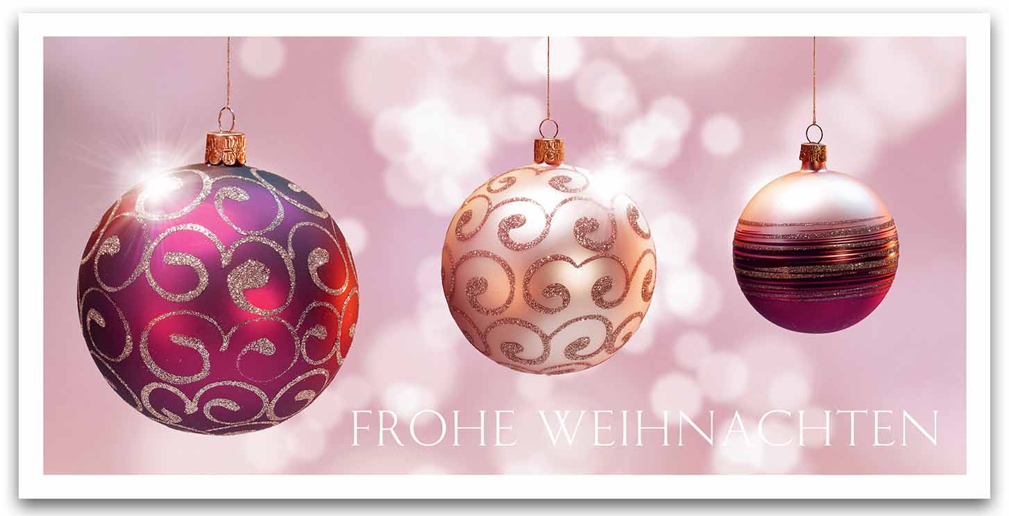 Rosafarbene Weihnachtskarte mit ornamentverzierten Christbaumkugeln und Weihnachtsgruß