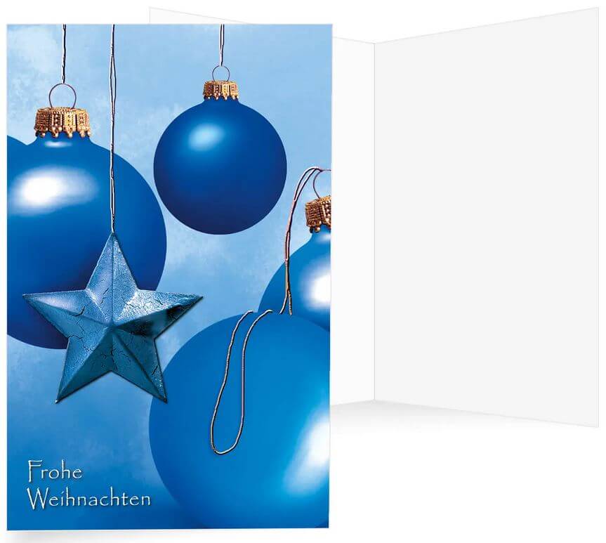 Blaue Weihnachtskarte mit festlichen Christbaumkugeln und Stern sowie Gruß Frohe Weihnachten