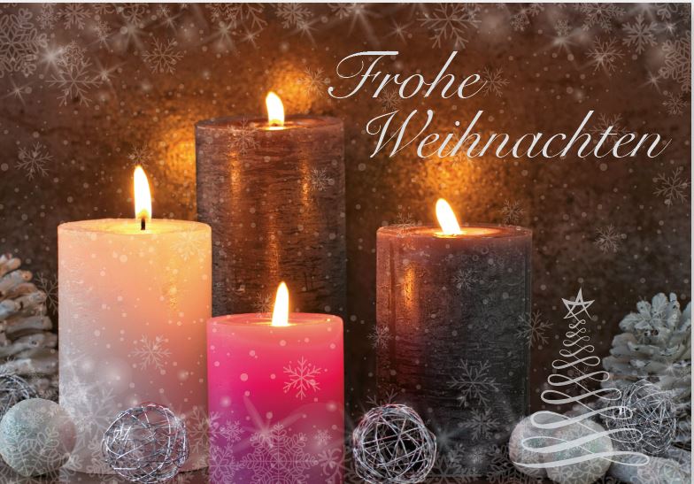 Weihnachtskarte mit brennenden Kerzen und weihnachtlicher Dekoration, Gruß Frohe Weihnachten