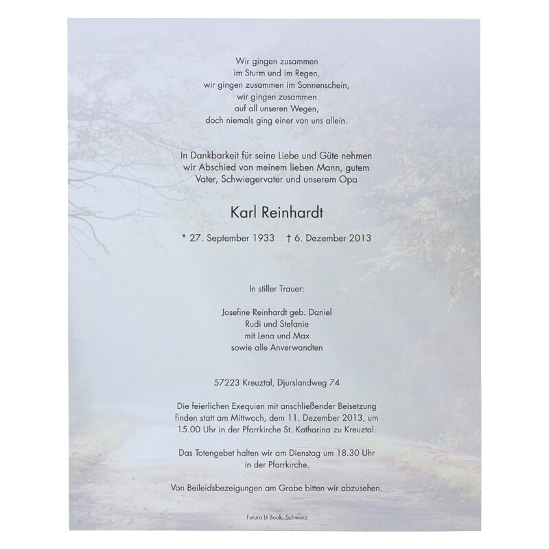 Trauerbrief mit herbstlicher Stimmung im Wald als doppelseitiger Brief im Hochformat