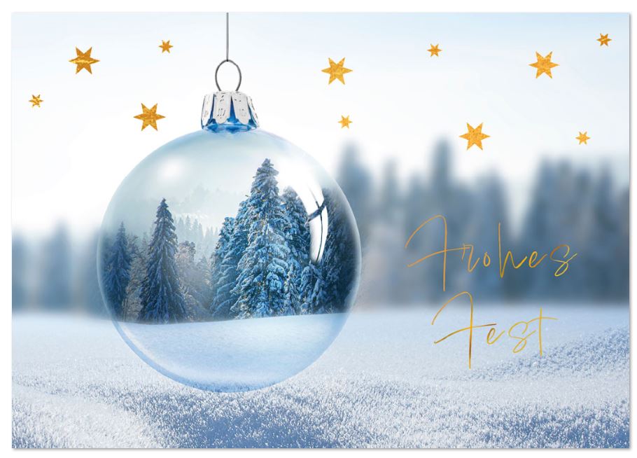 Winterliche Weihnachtskarte mit Tannenwald im Schnee, Sternen, Kugel und Gruß "Frohes Fest