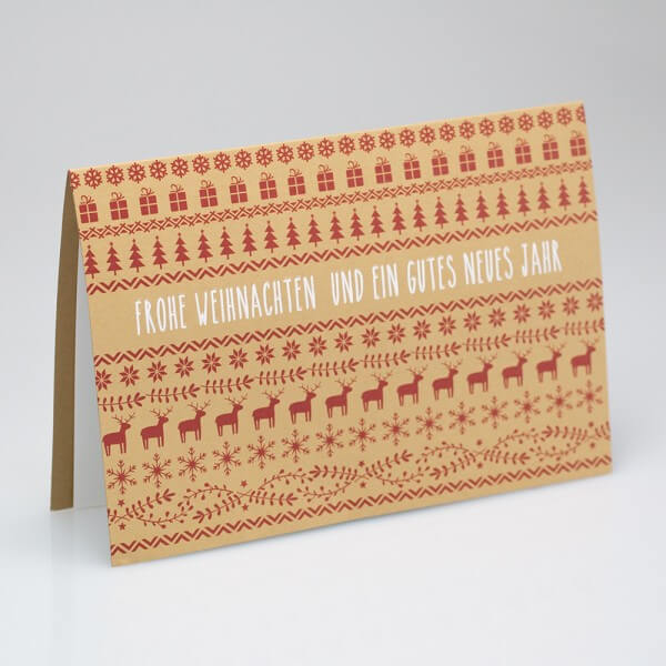 Naturbraune Weihnachtskarte mit weißer Folienprägung und rotem Farbdruck, inkl. Einleger