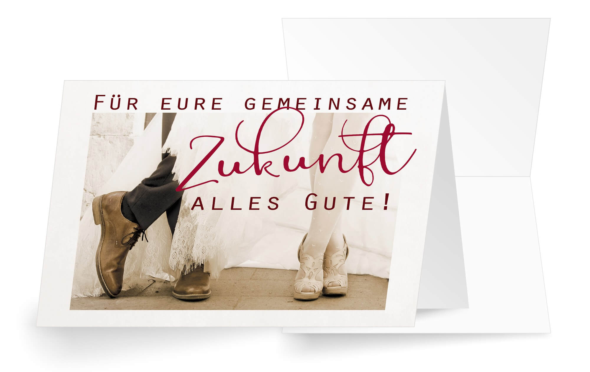 Witzige Glückwunschkarte zur Hochzeit mit den Schuhen von Braut und Bräutigam