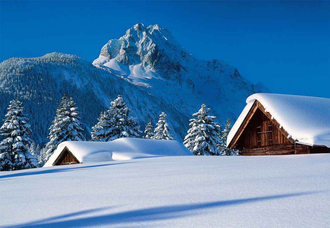 Berghütten Weihnachten 2022 Weihnachtskarte mit Berghütten in verschneitem Bergidyll Weihnachten